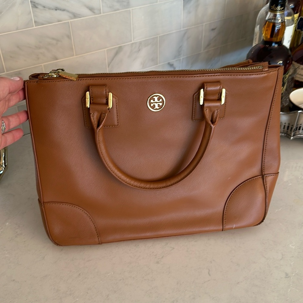Tory Burch Handbag - leather is in great cond- need a cross body strap repair.